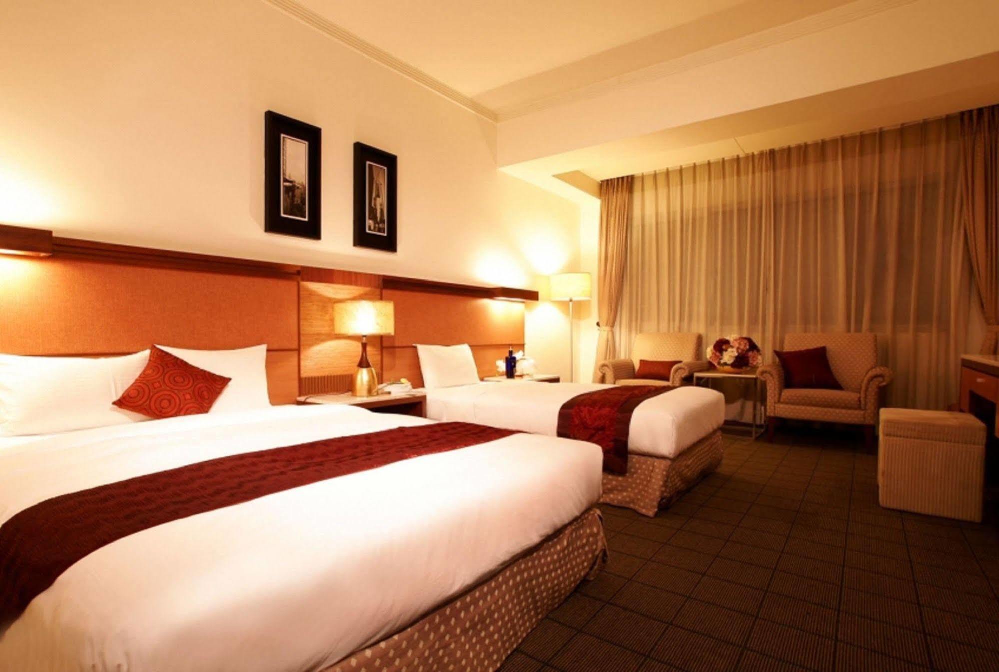 Yhc Hotel Đài Nam Ngoại thất bức ảnh