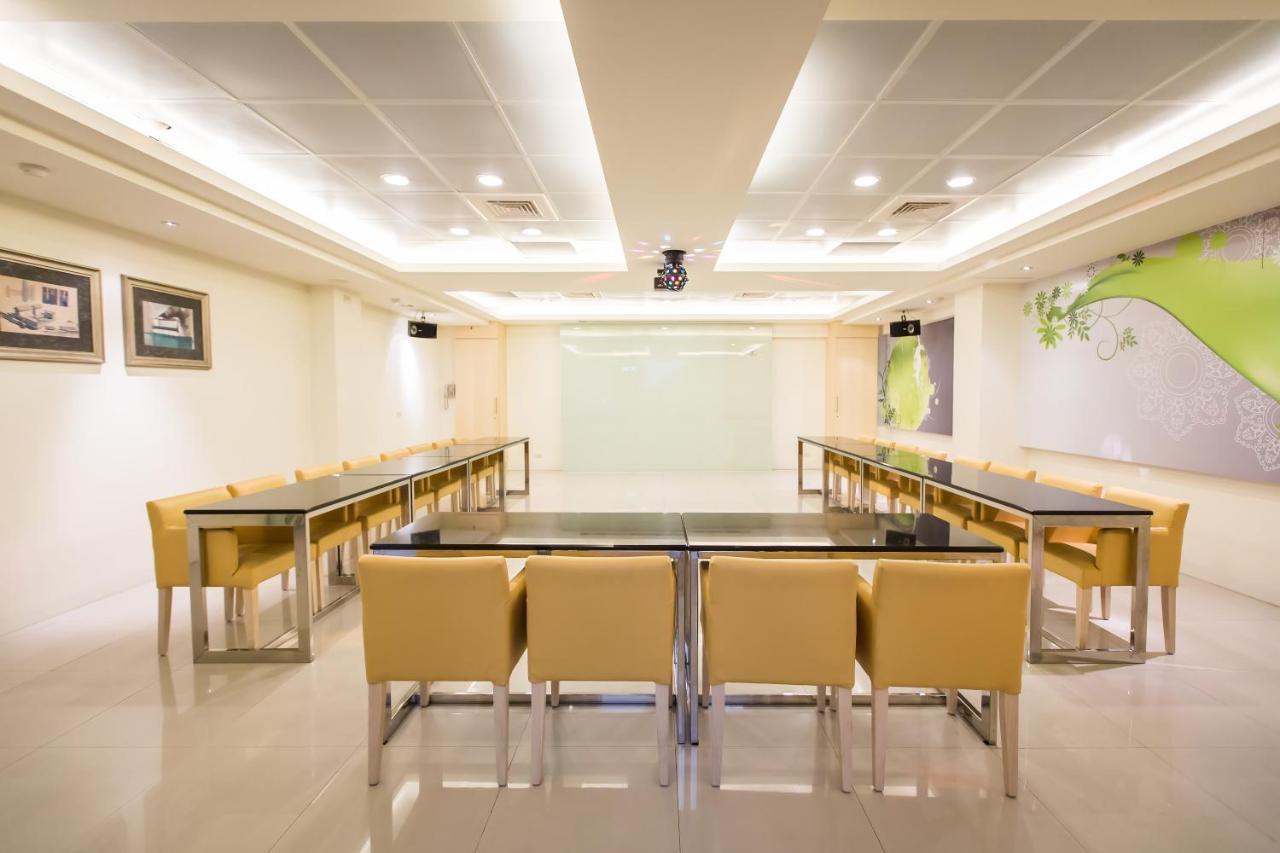 Yhc Hotel Đài Nam Ngoại thất bức ảnh